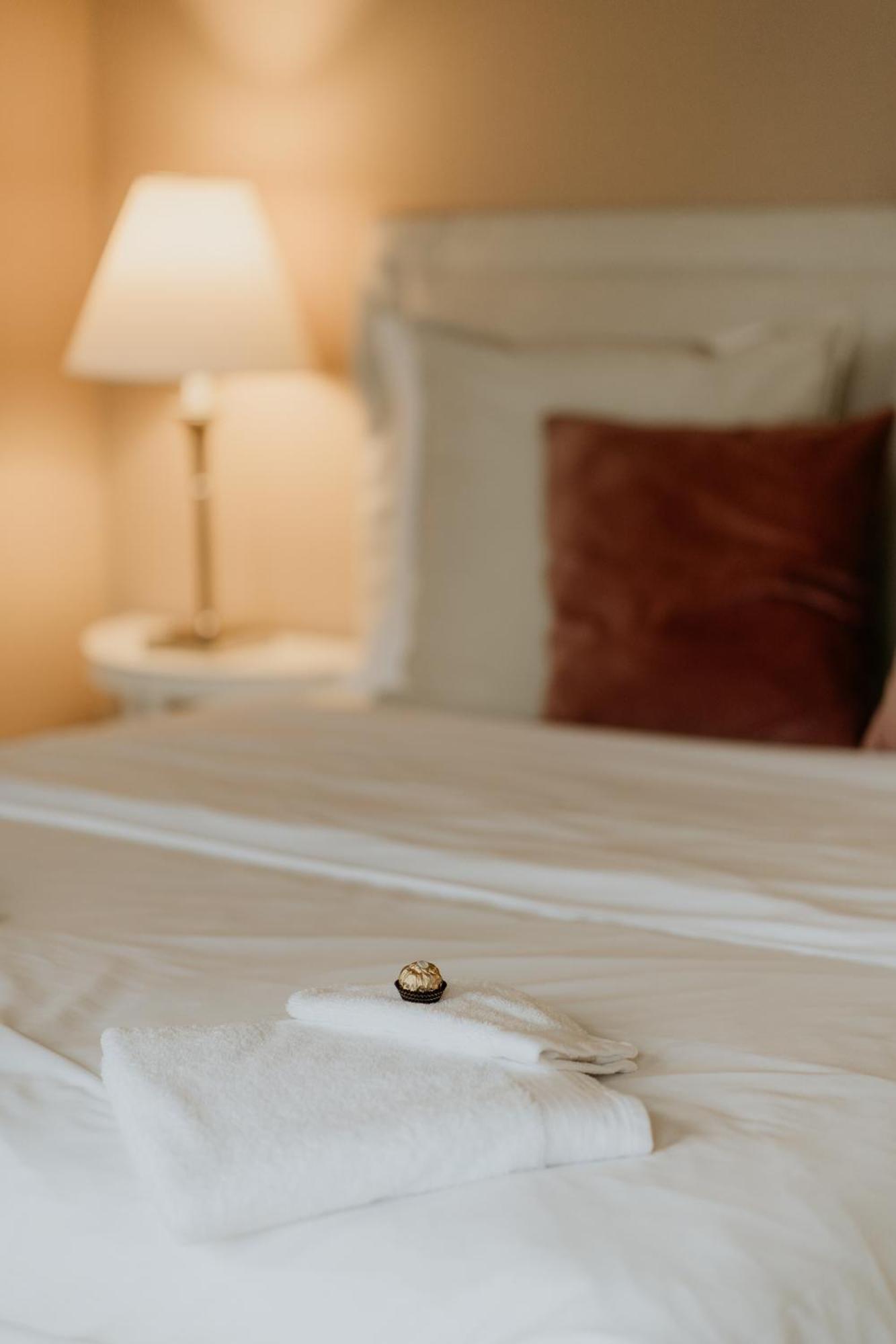 B&B Kasteel Den Tip Arendonk Екстериор снимка