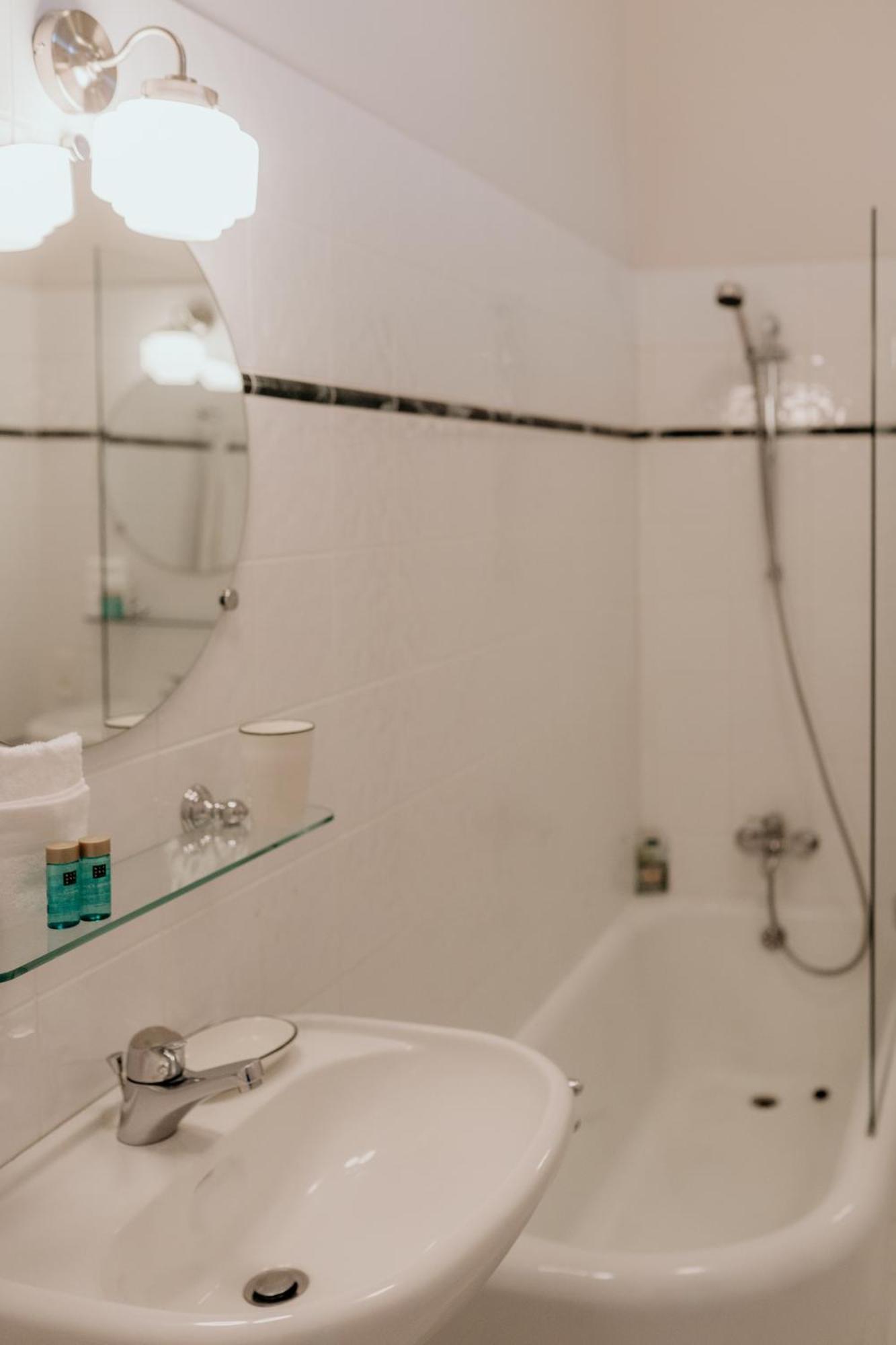 B&B Kasteel Den Tip Arendonk Екстериор снимка