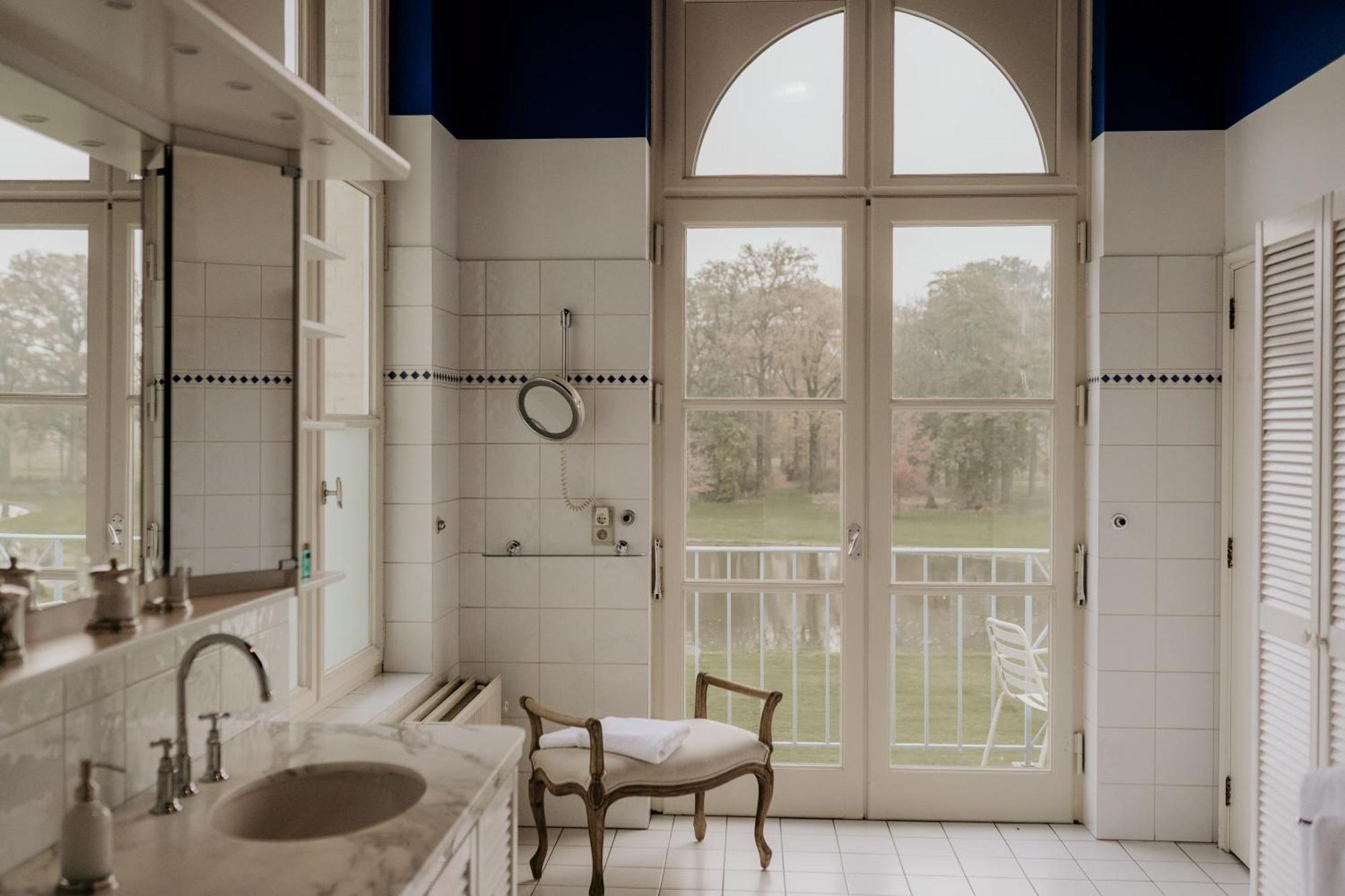 B&B Kasteel Den Tip Arendonk Екстериор снимка