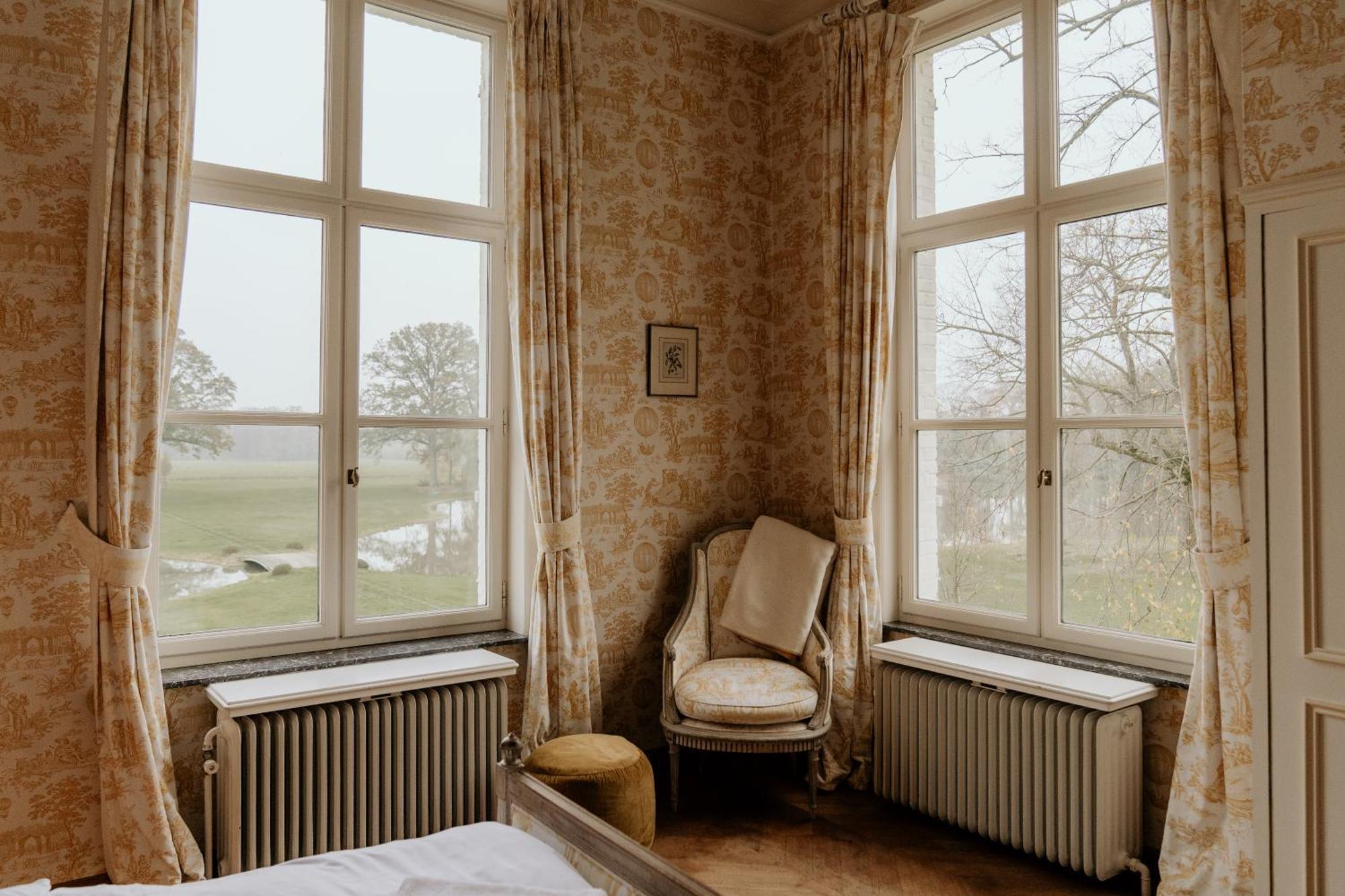 B&B Kasteel Den Tip Arendonk Екстериор снимка