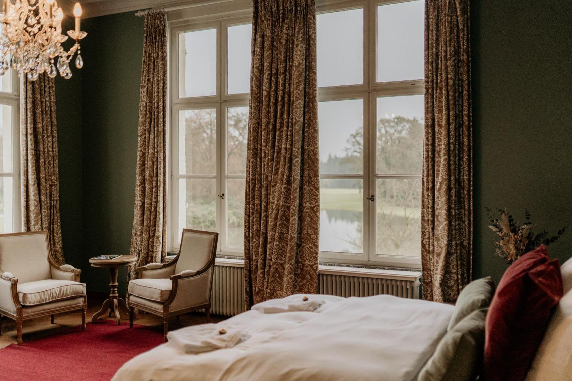 B&B Kasteel Den Tip Arendonk Екстериор снимка